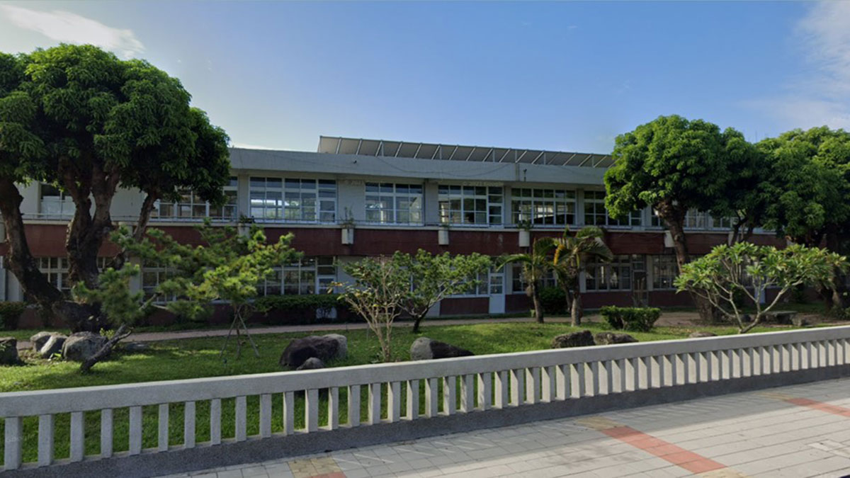 屏東縣建興國民小學封面