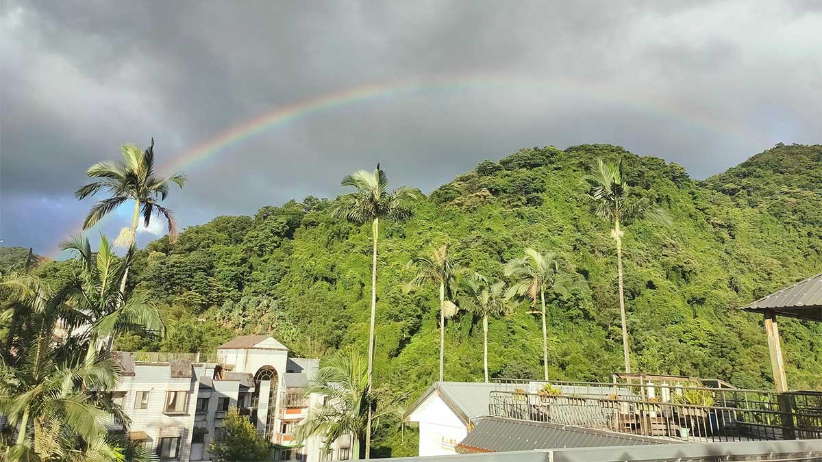 新北市汐止區東山國民小學封面